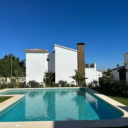 Moderne 3 Slaapkamer וילה